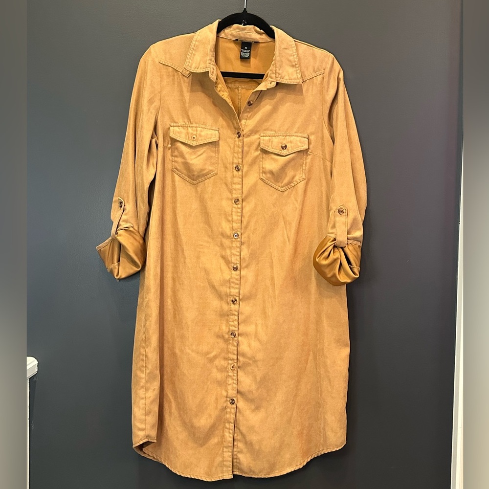 Millenium | Tee Shirt Dress Tunic | Botton down | Golden Tan | Medium